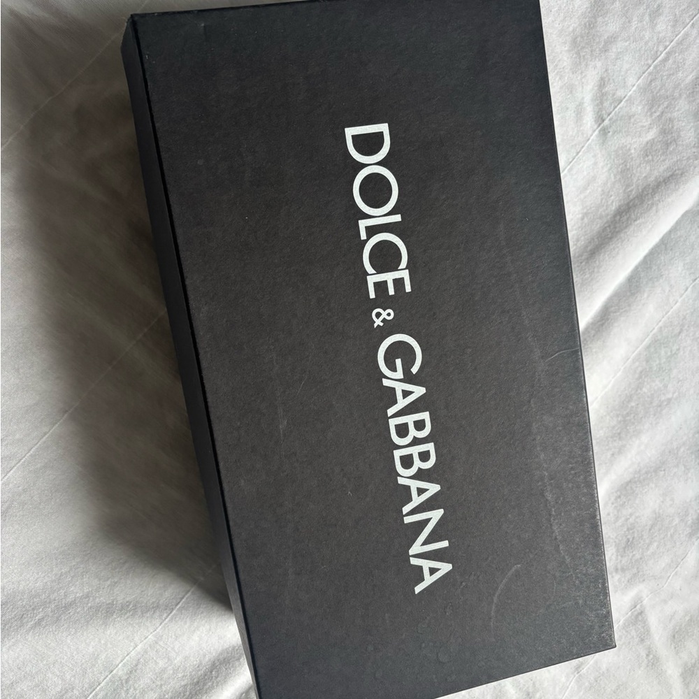Dolce & Gabbana Men's Black and Gold Sneakers - Picture 7 of 8